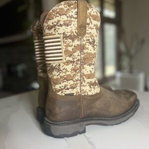 ARIAT Steel Toe Camo Boots